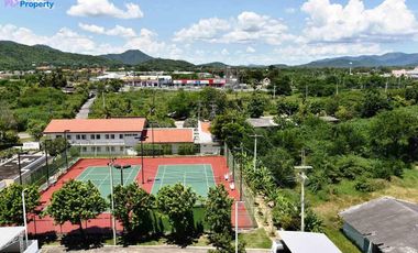Beachfront Seaview Condo in Hua Hin at Boathouse