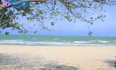 Beachfront Condo in Hua Hin with Stunning Sea View