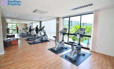 Luxury Beachfront Condo in Cha-am at Lumpini Park Beach