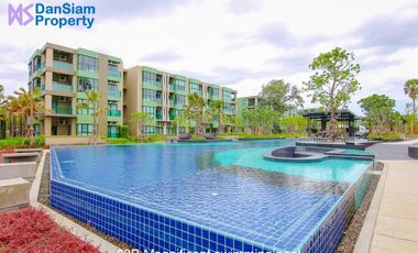 Luxury Beachfront Condo in Cha-am at Lumpini Park Beach