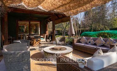 Amplia propiedad en Pirque con hermoso Jardín
