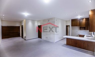 SE VENDE CASA EN PRIVANZAS ACACIA