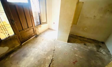 Casa en venta en importante esquina centro de Billinghurts