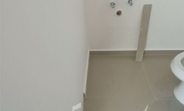 Casa en pre-venta  con habitación en planta baja - Fracc. Privado Coatepec