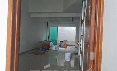 Casa en pre-venta  con habitación en planta baja - Fracc. Privado Coatepec