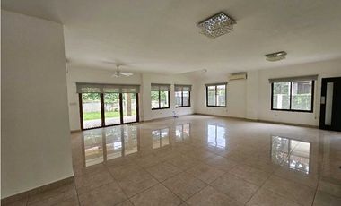 Venta de Casa en Clayton , Ph Senderos Camino de Cruces