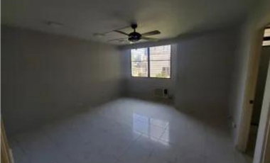 ALQUILO PENTHOUSE DE 300 METROS EN MARBELLA $2,000 NEGOCIABLES