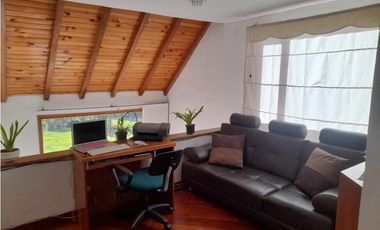 Vendo en zona urbana de La Calera casa en conjunto