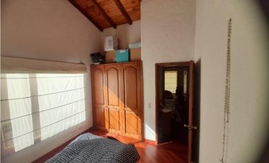 Vendo en zona urbana de La Calera casa en conjunto