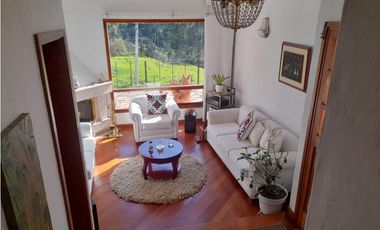 Vendo en zona urbana de La Calera casa en conjunto