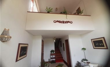 Vendo en zona urbana de La Calera casa en conjunto