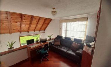 Vendo en zona urbana de La Calera casa en conjunto