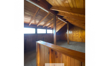 RETASADO !! Casa en venta de 6 ambientes con garaje doble