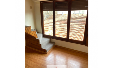 RETASADO !! Casa en venta de 6 ambientes con garaje doble