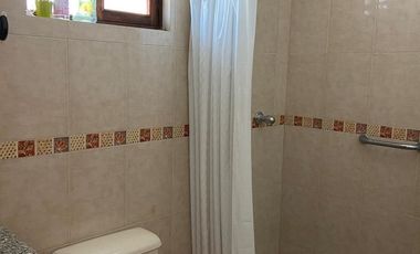 HERMOSA QUINTA CON PISCINA EN VENTA EN YUNGILLA