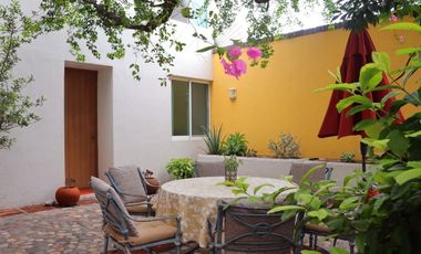 Bonita casa en renta en condominio