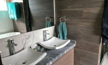 VENTA DE CASA EN CONDADO DEL VALLE METEPEC