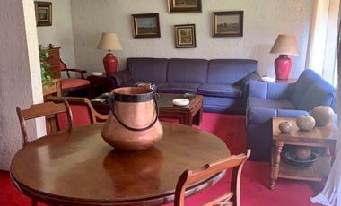 Vendo casa sola con  jardín