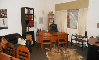 VENTA CASA 3 AMBIENTES EN MUNRO