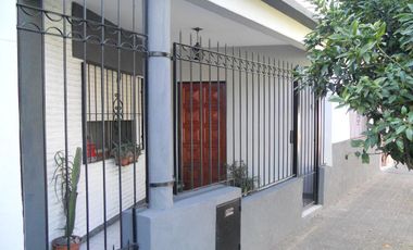 VENTA CASA 3 AMBIENTES EN MUNRO