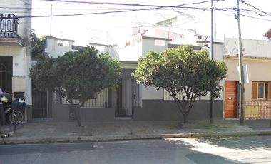 VENTA CASA 3 AMBIENTES EN MUNRO