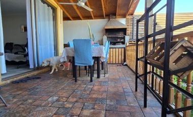Se Vende hermosa casa, con negocio incluido en Buin