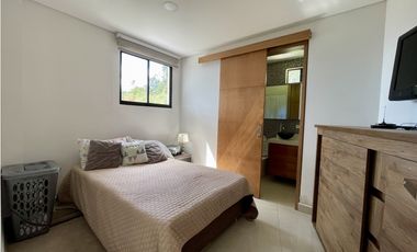 CASA CON VISTA A LA CIUDAD EN MEDELLN