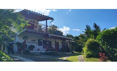 GRAN OPORTUNIDAD DE VIVIR RODEADO DE CAMPO EN COPACABANA