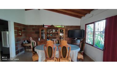 GRAN OPORTUNIDAD DE VIVIR RODEADO DE CAMPO EN COPACABANA