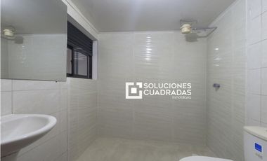 Venta Casa Rentable en Sopó (2Apt+2Locales)