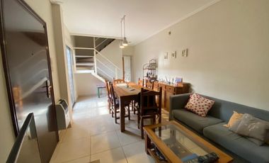 Triplex impecable ! 4 dormitorios, Garage, Apto Cr