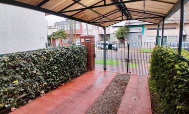Venta Duplex 3 Ambientes Cochera y Patio Ezpeleta