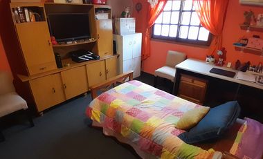 Venta Duplex 3 Ambientes Cochera y Patio Ezpeleta