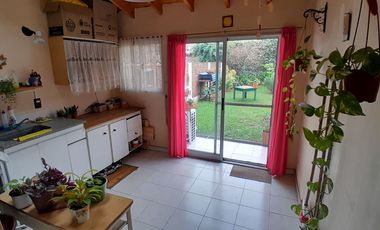Venta Duplex 3 Ambientes Cochera y Patio Ezpeleta