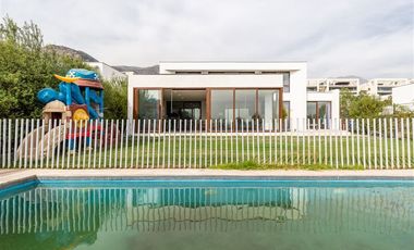 Casa en Venta en Francisco Bulnes Correa 3410