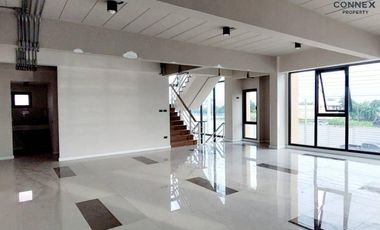 FOR SELL Homeoffice The Studio 7 BTS-Victory Monument CX-101502