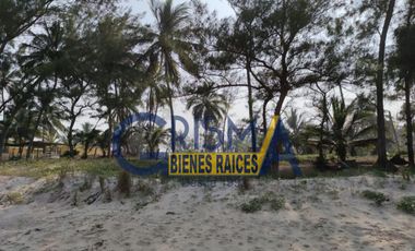 TERRENO EN VENTA  EN LA PLAYA CON FRENTE AL MAR
