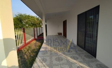 CONFORTABLE CASA EN RENTA O VENTA EN LA CALZADA EN TUXPAN