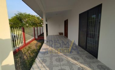 CONFORTABLE CASA EN RENTA O VENTA EN LA CALZADA EN TUXPAN