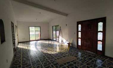 CONFORTABLE CASA EN RENTA O VENTA EN LA CALZADA EN TUXPAN