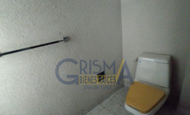 CASA EN VENTA EN EL CENTRO DE LA CIUDAD: ¡AMPLIA, BIEN UBICADA Y LISTA PARA SER TUYA