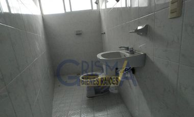 CASA EN VENTA EN EL CENTRO DE LA CIUDAD: ¡AMPLIA, BIEN UBICADA Y LISTA PARA SER TUYA
