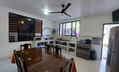 AMPLIA CASA EN VENTA EN COL. DEL VALLE, TUXPAN