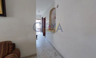 AMPLIA CASA EN VENTA EN COL. DEL VALLE, TUXPAN