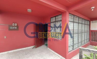 CASA EN VENTA SOBRE BOULEVARD Y  SOBRE  AVENIDA JUÁREZ, ZONA CENTRO