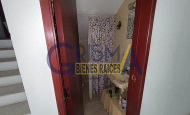 CASA EN VENTA SOBRE BOULEVARD Y  SOBRE  AVENIDA JUÁREZ, ZONA CENTRO