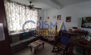 CASA EN VENTA SOBRE BOULEVARD Y  SOBRE  AVENIDA JUÁREZ, ZONA CENTRO