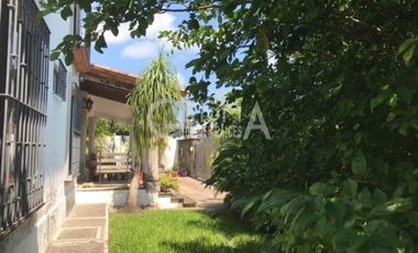 PRECIOSA CASA EN VENTA O RENTA ESTILO MEXICANO EN COL. JARDINES DE TUXPAN