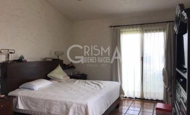 PRECIOSA CASA EN VENTA O RENTA ESTILO MEXICANO EN COL. JARDINES DE TUXPAN