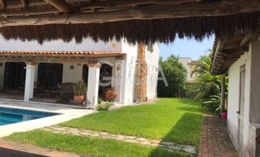 PRECIOSA CASA EN VENTA O RENTA ESTILO MEXICANO EN COL. JARDINES DE TUXPAN